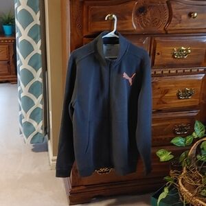 Men's Gray  Puma Jacket size Large Style # 592230